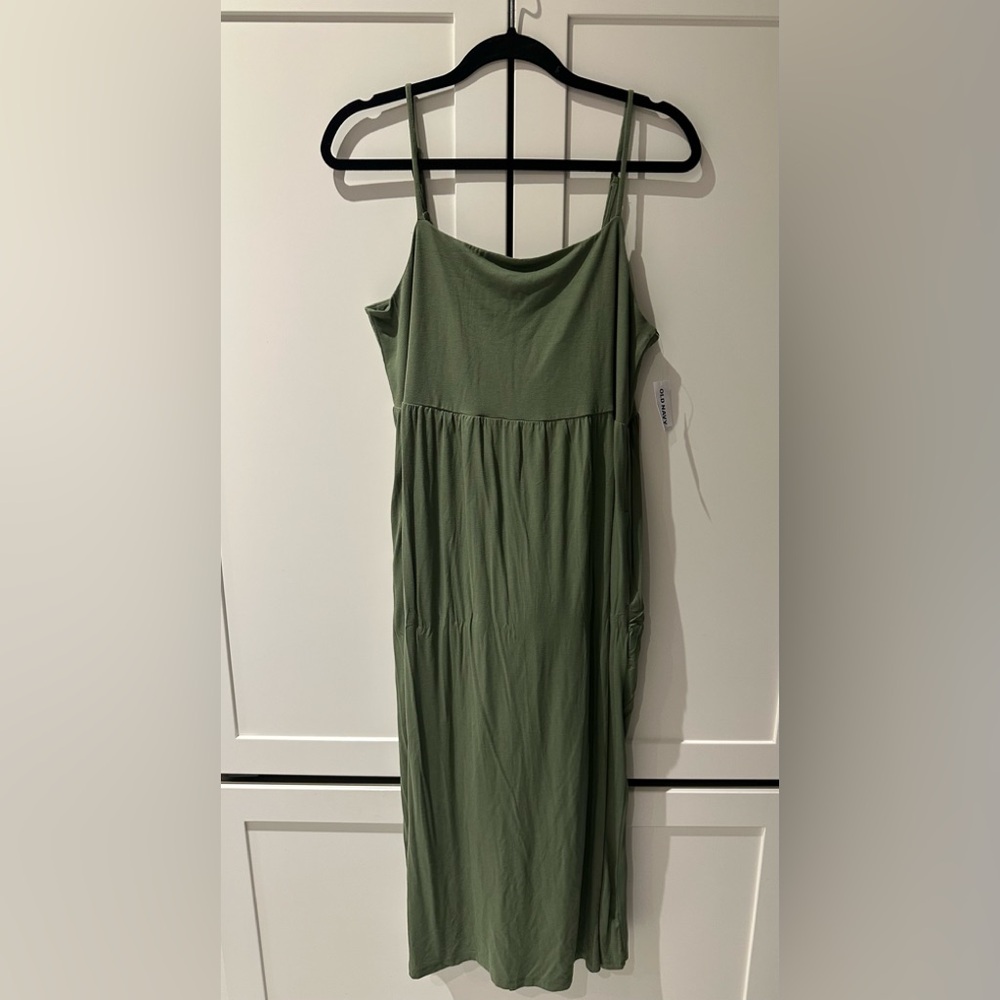 Old Navy - green dress
